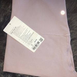 NWT Lululemon Align 28”